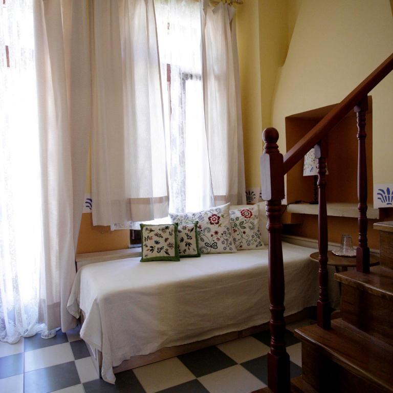 Traditional Hotel Ianthe Véssa Quarto foto