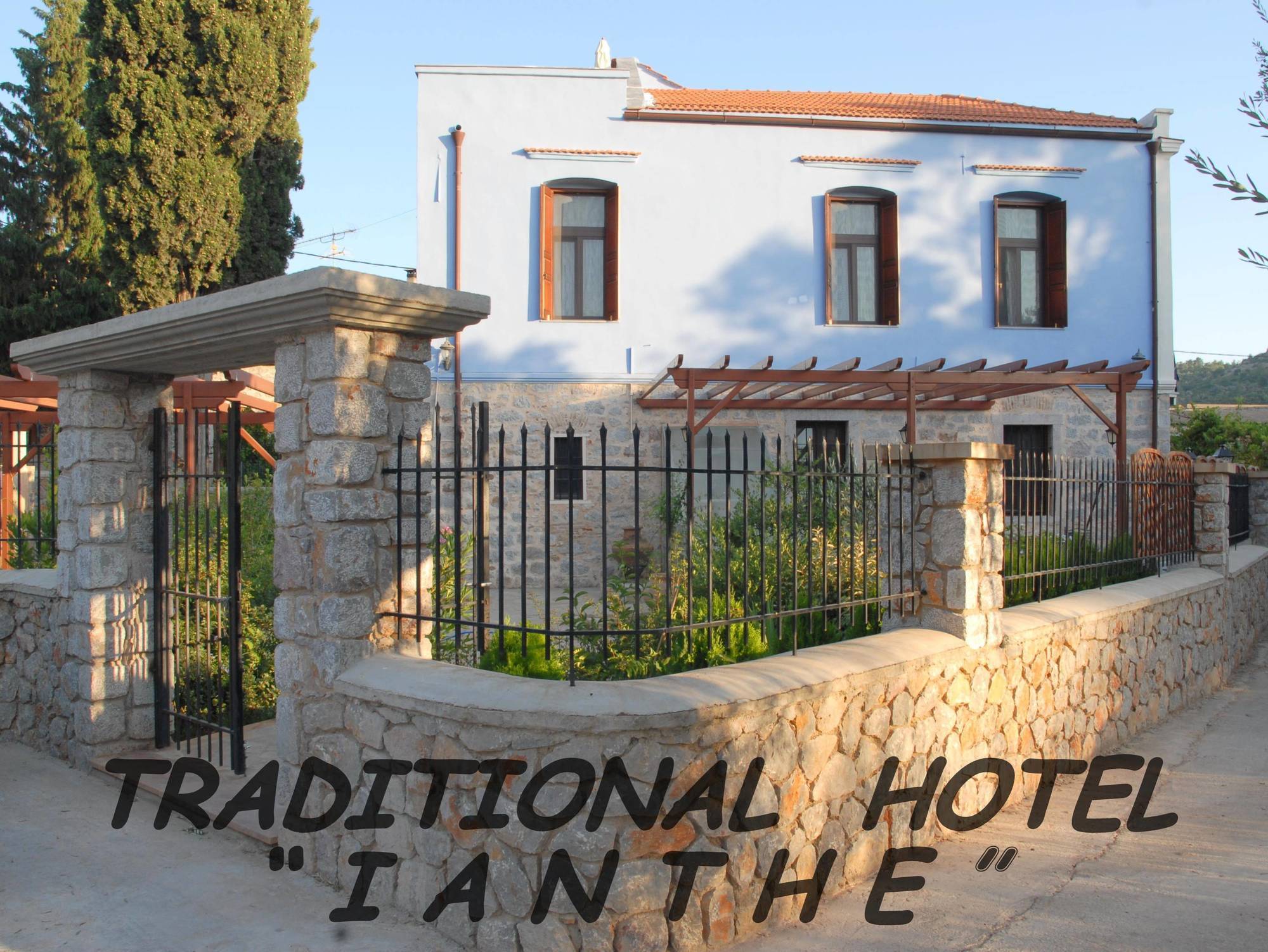 Traditional Hotel Ianthe Véssa Exterior foto